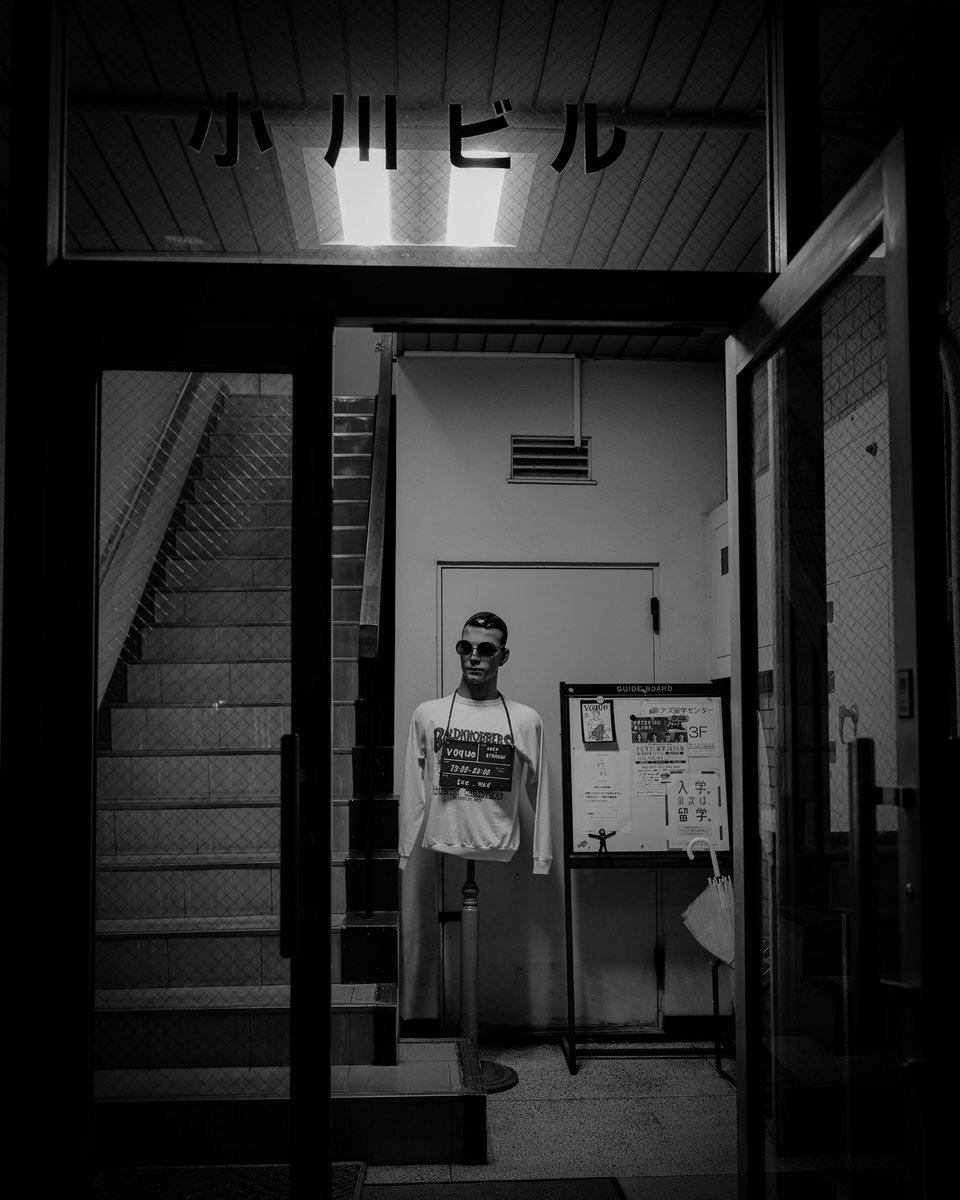leica_lefty's tweet photo. night walk🚶📷浜松駅周辺 #photography #blackandwhite #blackandwhitephotography #leica #snap https://t.co/GHlYcnfwKM