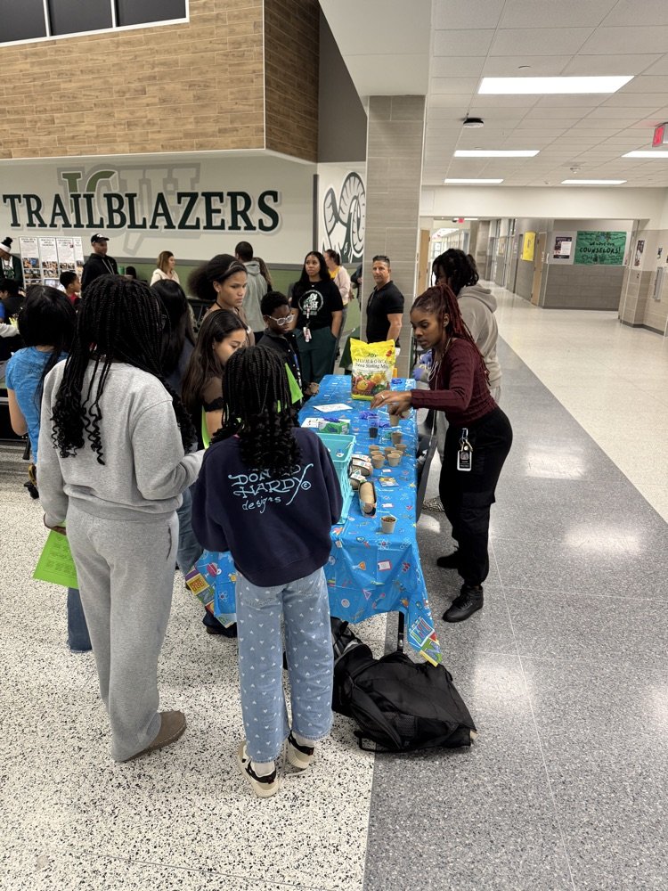 Iowa Colony Jr High tweet media