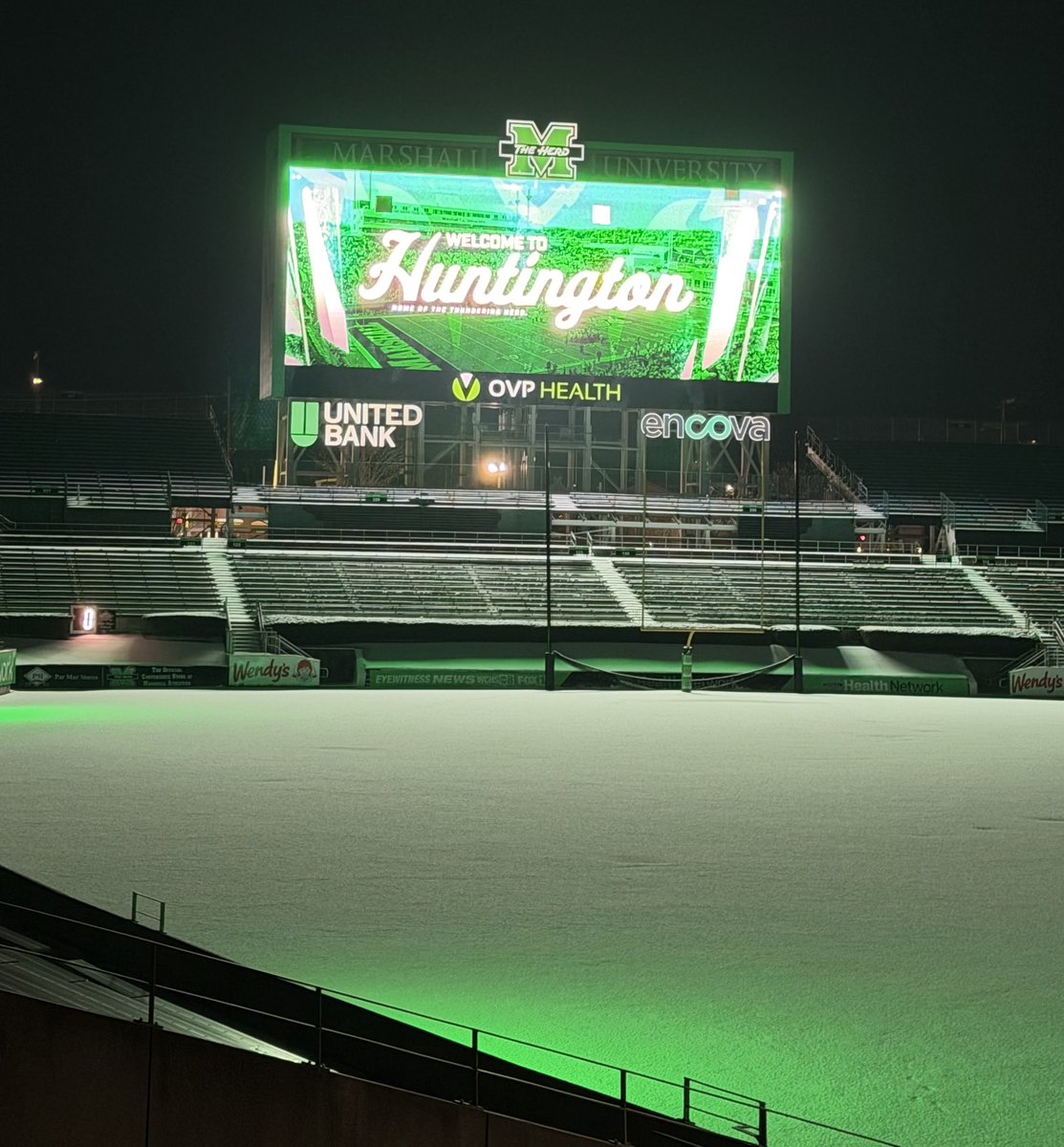 Patrick Farrell tweet media