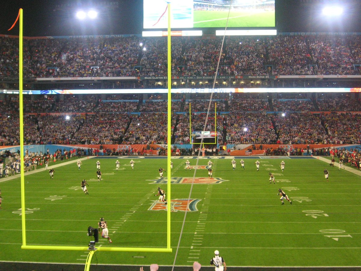 mdube16's tweet photo. @canesmuse photo of the kickoff from my seat https://t.co/AfBgr4k3XY