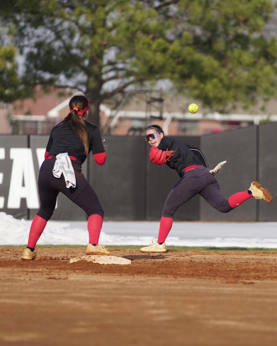 Austin Peay Softball tweet media