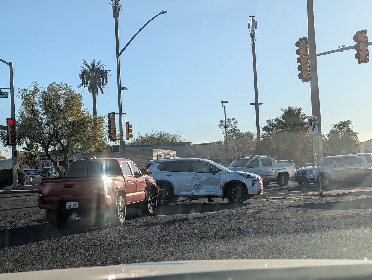Crash at Harrison &amp; Speedway
<a href="/whatsuptucson/">Whats Up Tucson</a>