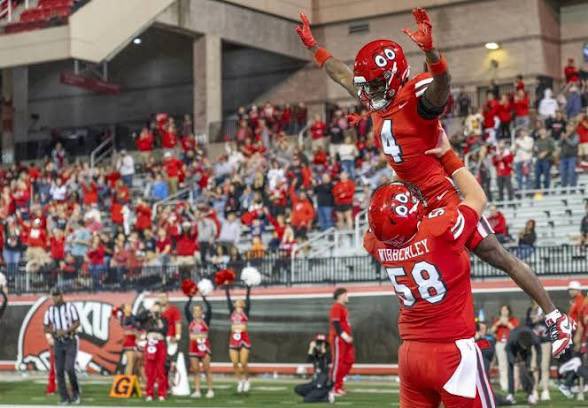 BraylonD3al's tweet photo. #AGTG, I am extremely blessed and grateful to say that I have received an offer from Western Kentucky University. @WKUFootball @JLBarnes4 @BryanApplewhite @Coach_Helton #WAM #TYN @CoachP_WAM @NF_Recruits @dealt4aces @CoachHerreraNFH @woodruff_coach https://t.co/xCcAQgS4NA