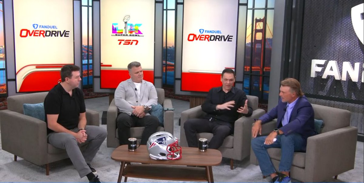 I love, <a href="/odognine2/">Jeff O’Neill</a>, but you can tell the only thing running through his mind here is, "must hide my boiler" 😂 <a href="/OverDrive1050/">OverDrive</a> <a href="/HayesTSN/">Bryan Hayes</a>