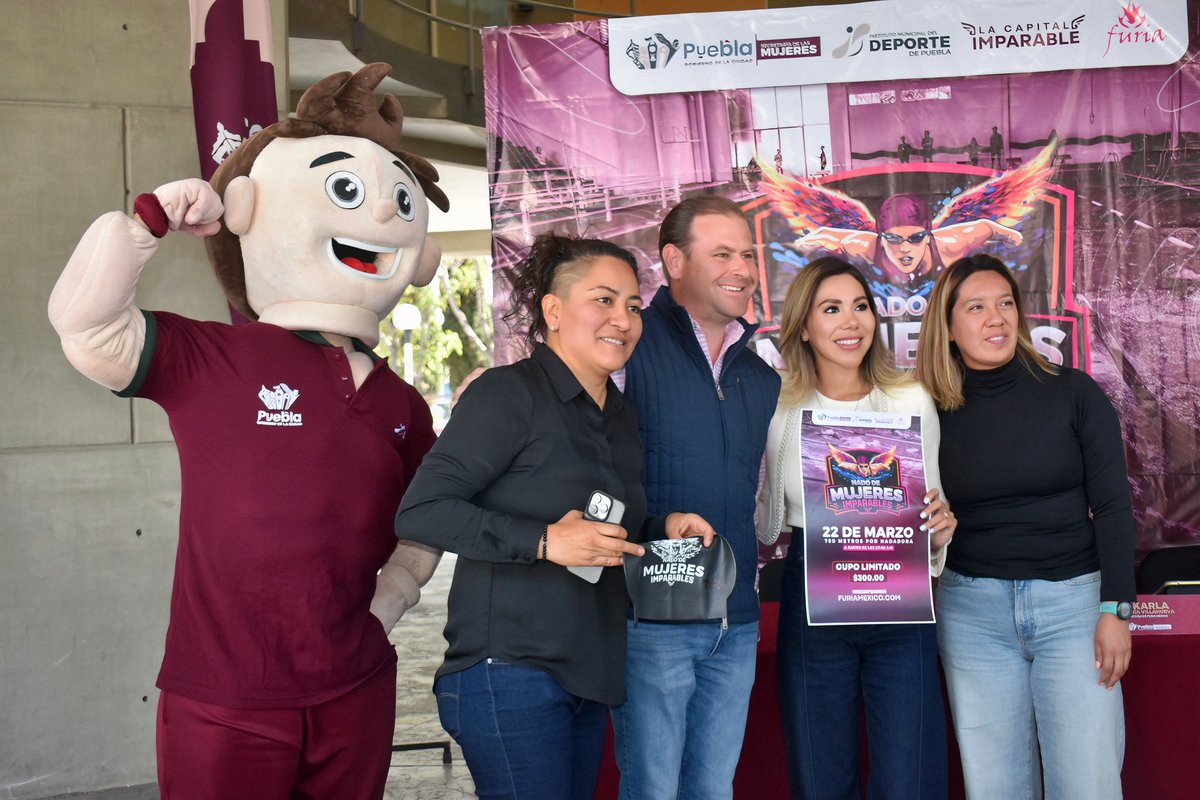 ZairaGlez6's tweet photo. Hoy junto a @DeportePue presentamos Nado de Mujeres Imparables, una iniciativa que nace desde la convicción de que las mujeres también ocupamos el agua, el espacio público y los retos que por mucho tiempo nos dijeron que no eran para nosotras.

En el marco del Día Internacional de la Mujer, este proyecto busca visibilizar la fuerza, la disciplina y la determinación de mujeres que deciden romper miedos, cruzar límites y avanzar juntas.

Las inscripciones estarán abiertas del 4 de febrero al 21 de marzo.
Y nadamos juntas este 22 de marzo. 💜