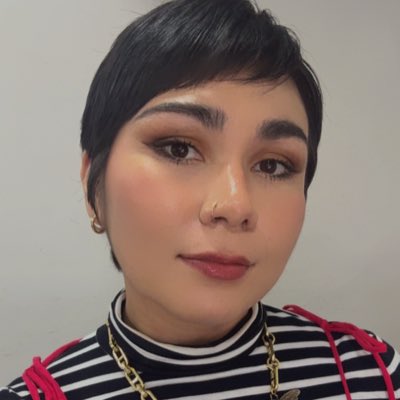 B_for_Bandida's tweet photo. #NuevaFotoDePerfil https://t.co/b2cnWzRTis