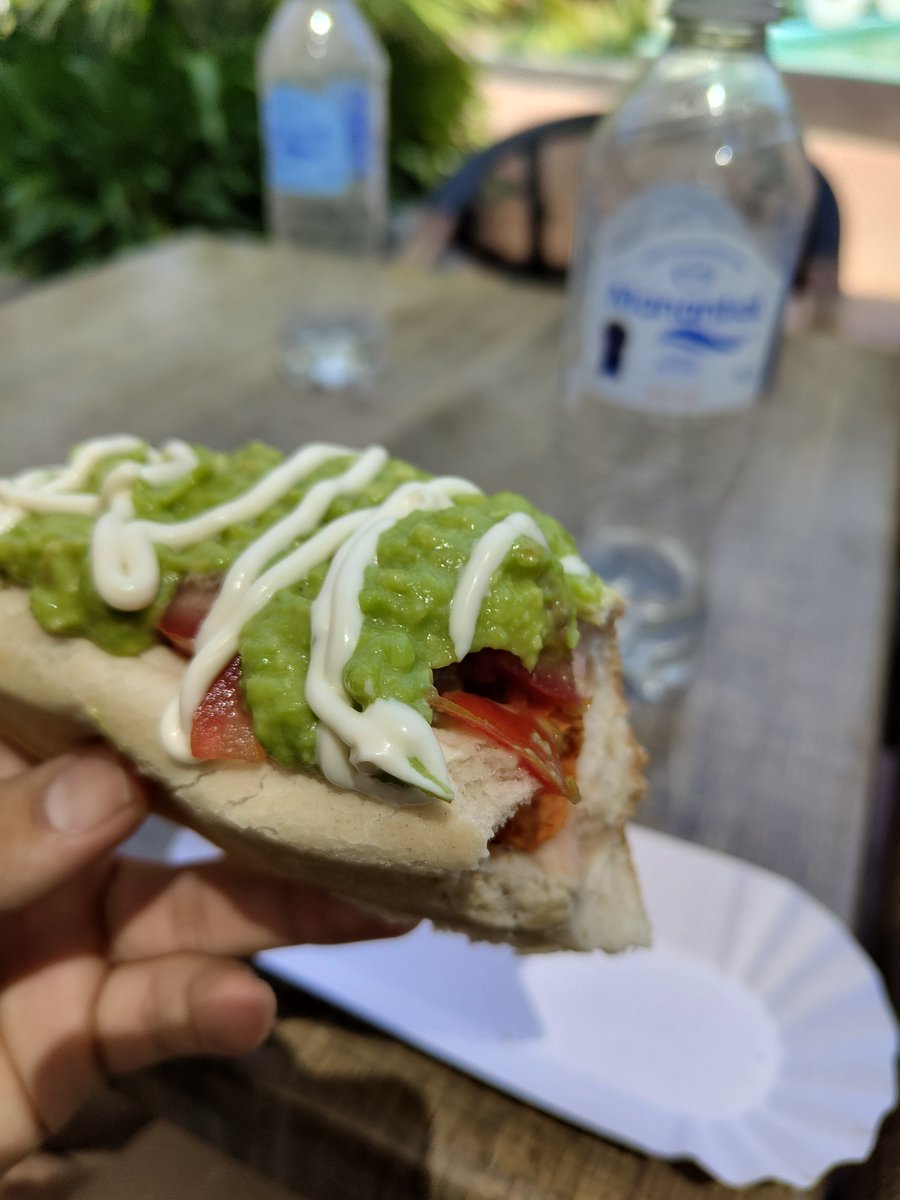 Weno ya un poco más tranki puedo decir q mi experiencia en el zenkoku ha sido alucinante. Feliz de haber participado, de irme con una win por lo menos, y de ver tanto top smash latino. Más motivado que nunca de seguir jugando el jueguito. Completo italiano.