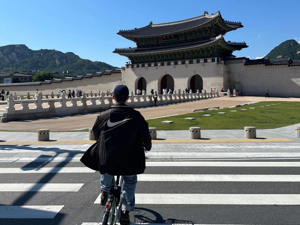 그러니까 이게 남주닝🌿 인 줄 알았는데 남주닝이 아니라 장차 내가 왕이 될 아 아니 무대를 미리 답사한 거였구나...