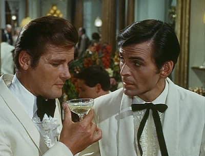 TimeLordDrew61's tweet photo. Remembering Stuart Damon on his Birthday. 
He was my favourite as Craig Stirling in The Champions, but he also appeared in a number of other ITC series like Man In A Suitcase, The Adventurer and of The Saint with Roger Moore &amp; Space 1999 #StuartDamon  #TheChampions https://t.co/lRVqak7BNn