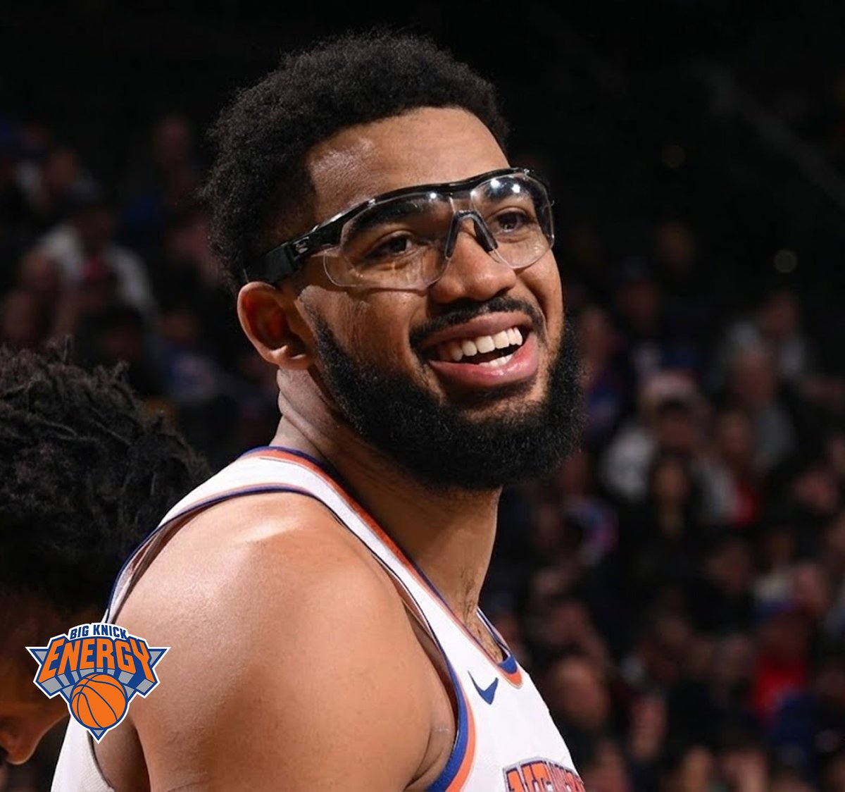 if this mf kat comes out with the amare stoudemires on, its a wrap for the entire league.