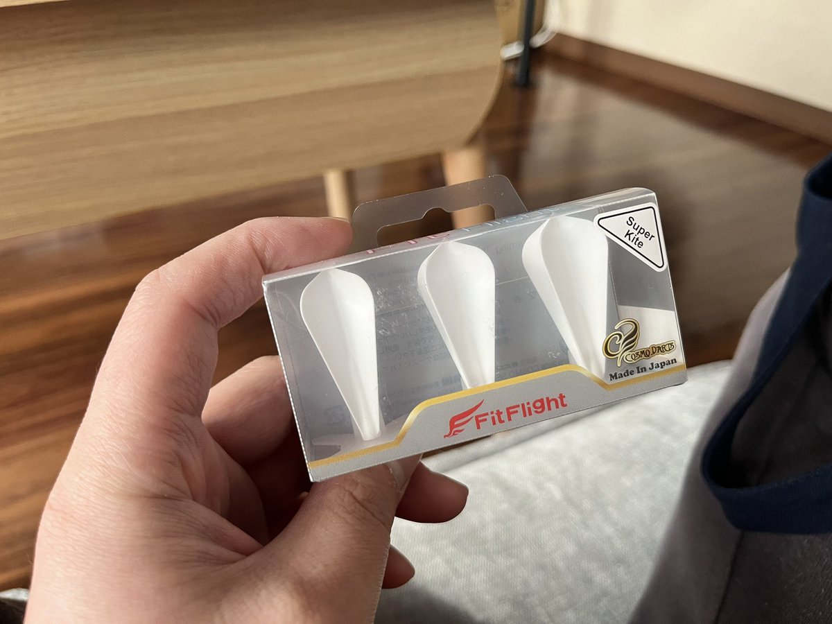 TTake68's tweet image. スーパーカイト買いだめしすぎてストックありすぎるwww今はスーパースリムしか使えん身体になってるから…どないしよw
交換してくれるシステムあればいーのにw