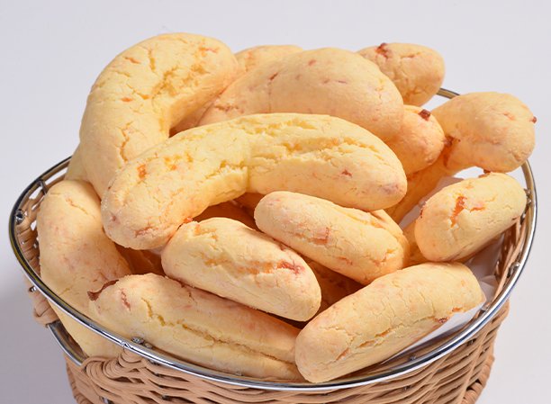 aledeara's tweet photo. #LibertadoresNaEspn @ubiraleal a diferença da chipa p o pão de queijo é o polvilho, a chipa usa o polvilho doce o pão de queijo usa o azedo. https://t.co/p5iJJLxhJM