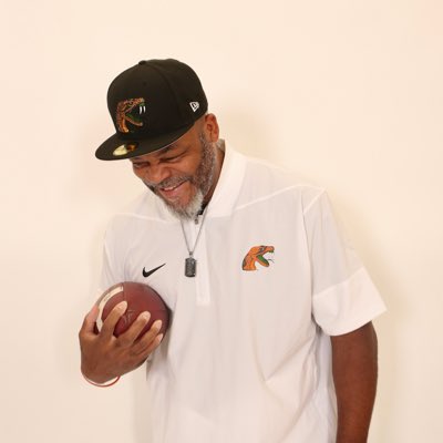 Ron Dugans tweet media