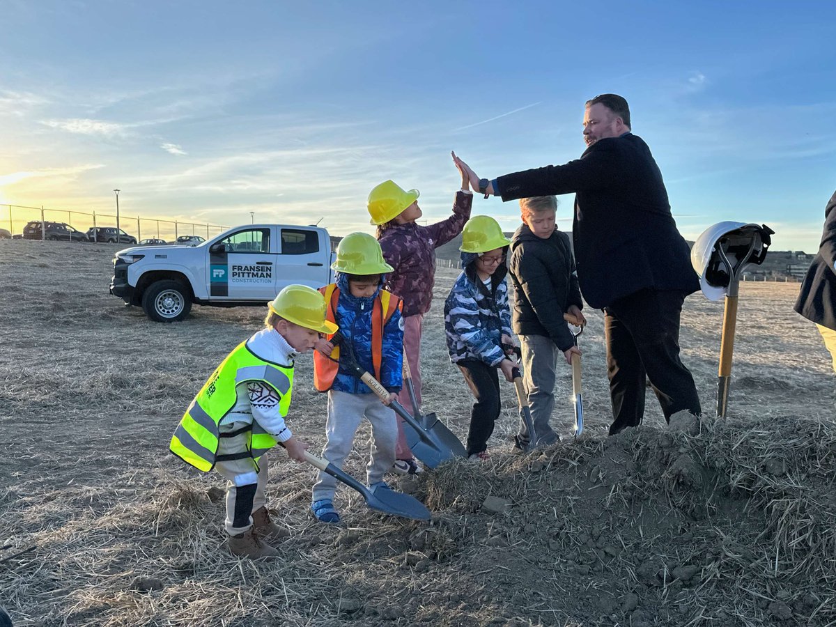 Douglas County School District tweet media