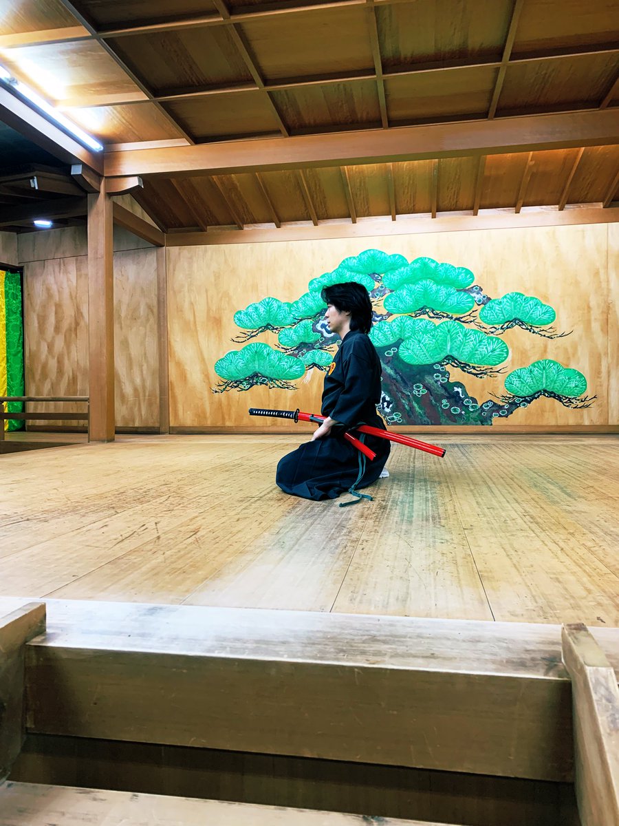 2013年2月4日に入門して、13年が経ちました！

武将隊時代に刀を扱うなら本物を知りたいと思い、門を叩いた居合の世界…

いまが一番面白く！
ますます深みにはまってます笑

刀を抜かないために刀を抜く
って一体何なんでしょう！

身体の効くかぎり続けたいと思うことの一つです。

14年目も粛々と🙏