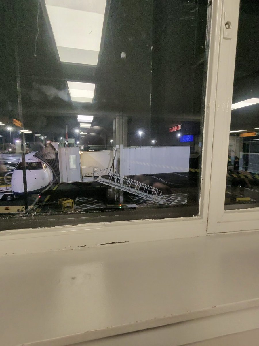 Stevie Riley tweet media