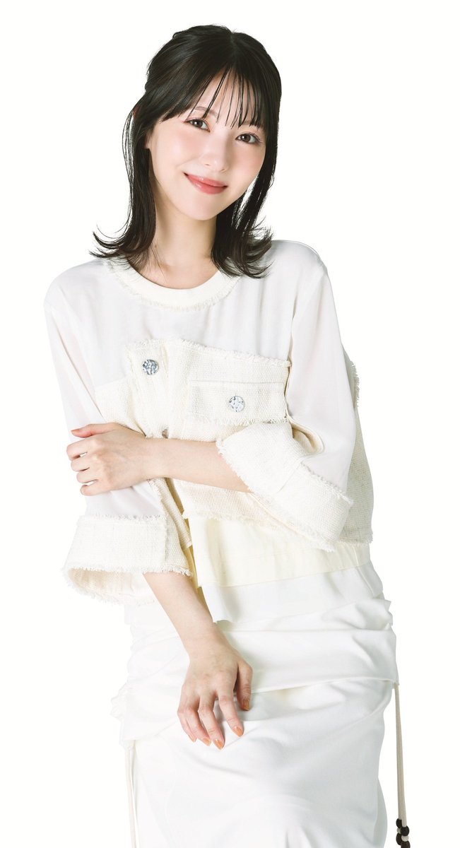 ◤#浜辺美波、葬儀の見方が変わった作品との出会い──自分へのご褒美