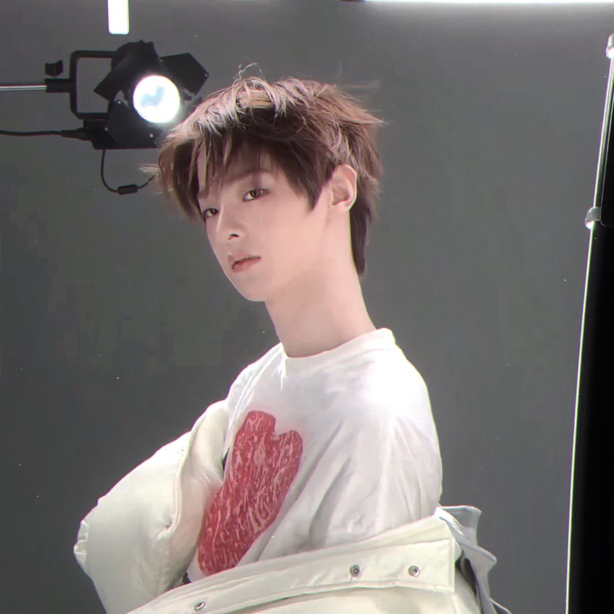 kkang07_'s tweet photo. 우진아 반지 더 껴줘
너무좋은느낌을준다 https://t.co/2WewaTOv7g
