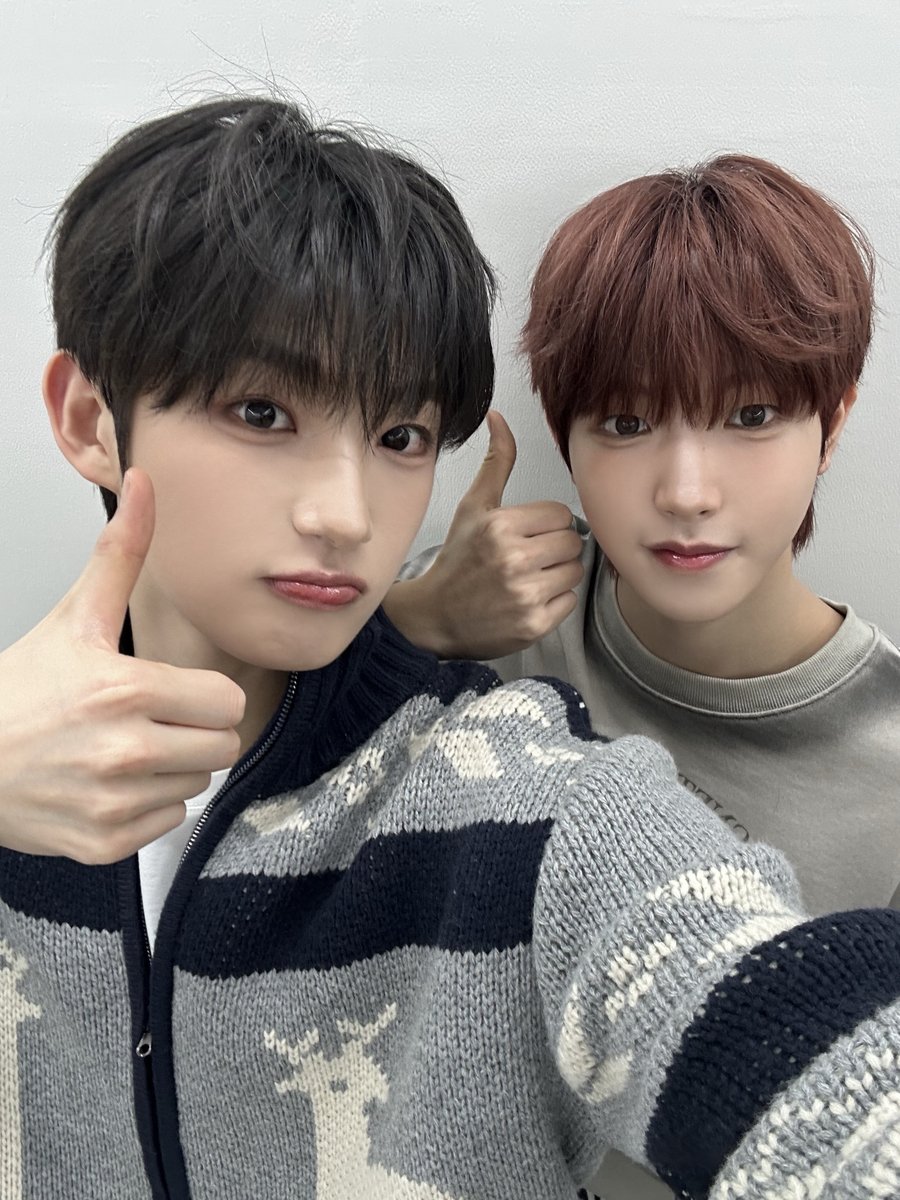 idntt_JAPAN's tweet photo. idntt    
1st FANMEETING in JAPAN <FIRST ACTION> 
開催まであと6日📢❤️‍🔥

🎟️VIP&amp;一般チケット発売中 !

🔗https://t.co/RES0yBbg4u

#idntt #아이덴티티 #アイデンティティ 
#김희주 #kimheeju #ヒジュ
#최경빈 #choigyeongbeen #ギョンビン
#FIRST_ACTION https://t.co/OyTMmpRzFM
