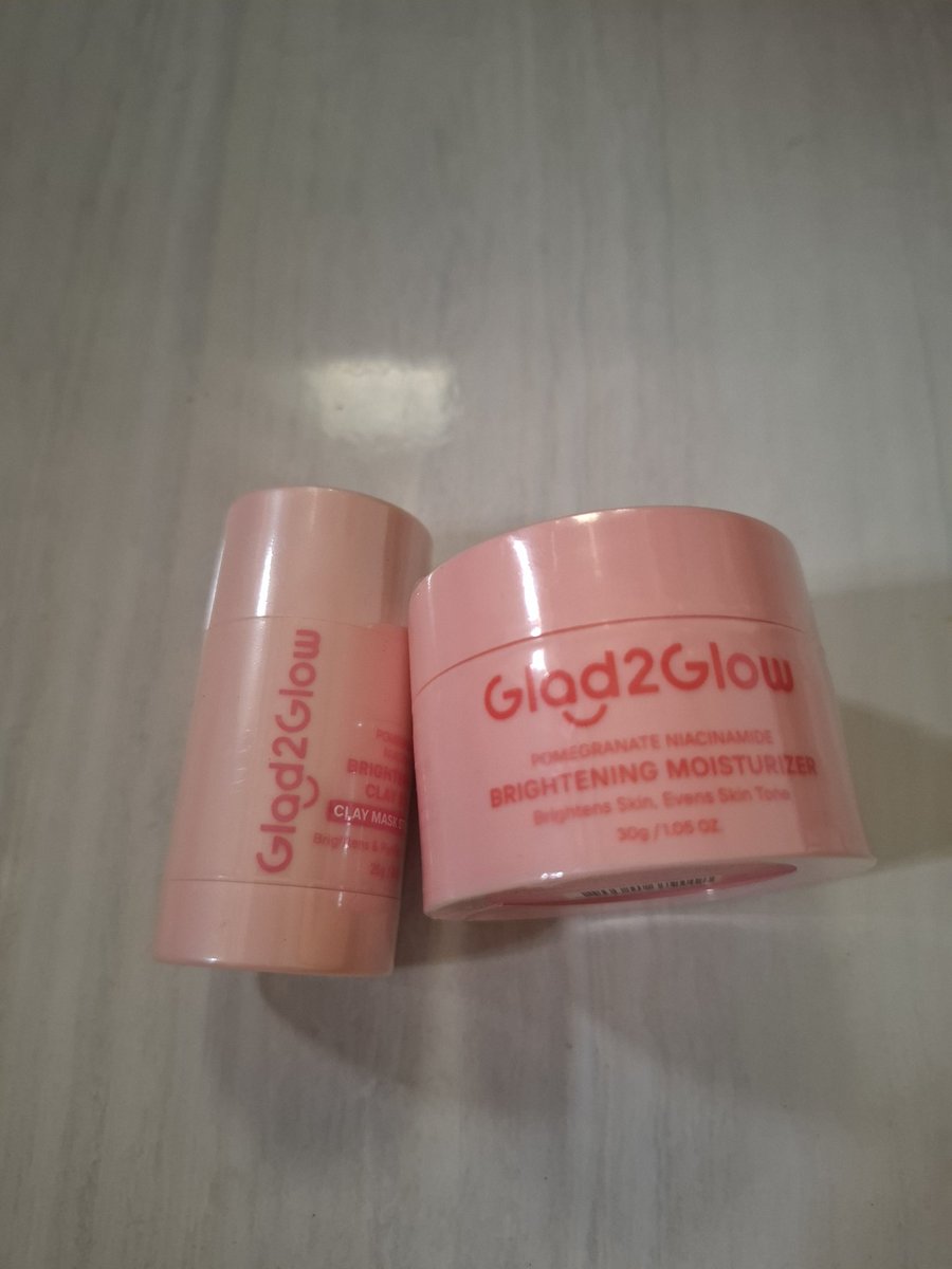 kokkep00's tweet photo. Wts G2G glad2glow

Serum = 26k/pcs
Moist = 29k
claymask = 28k https://t.co/otwW3BLsAQ