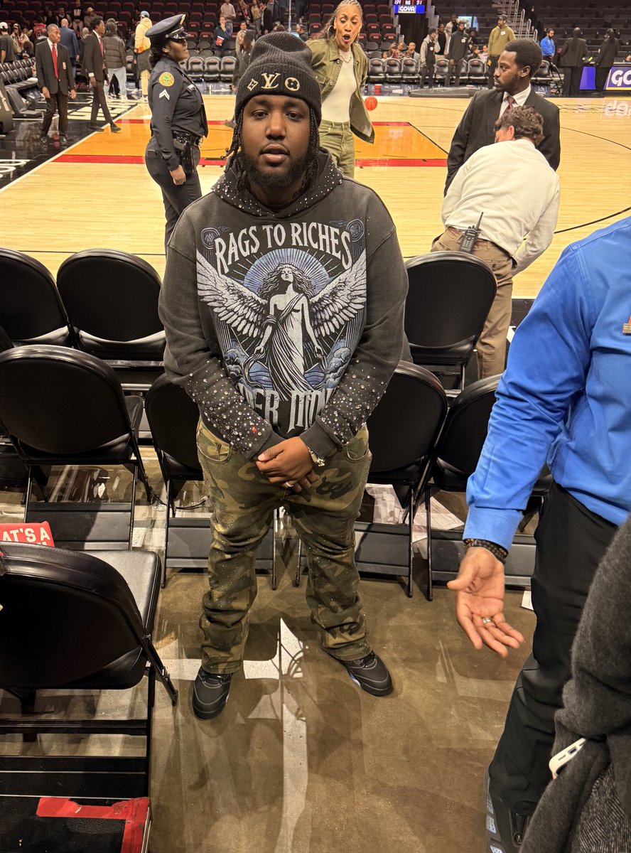 SugaMama Snatcher🥸 (@aflocky) on Twitter photo 