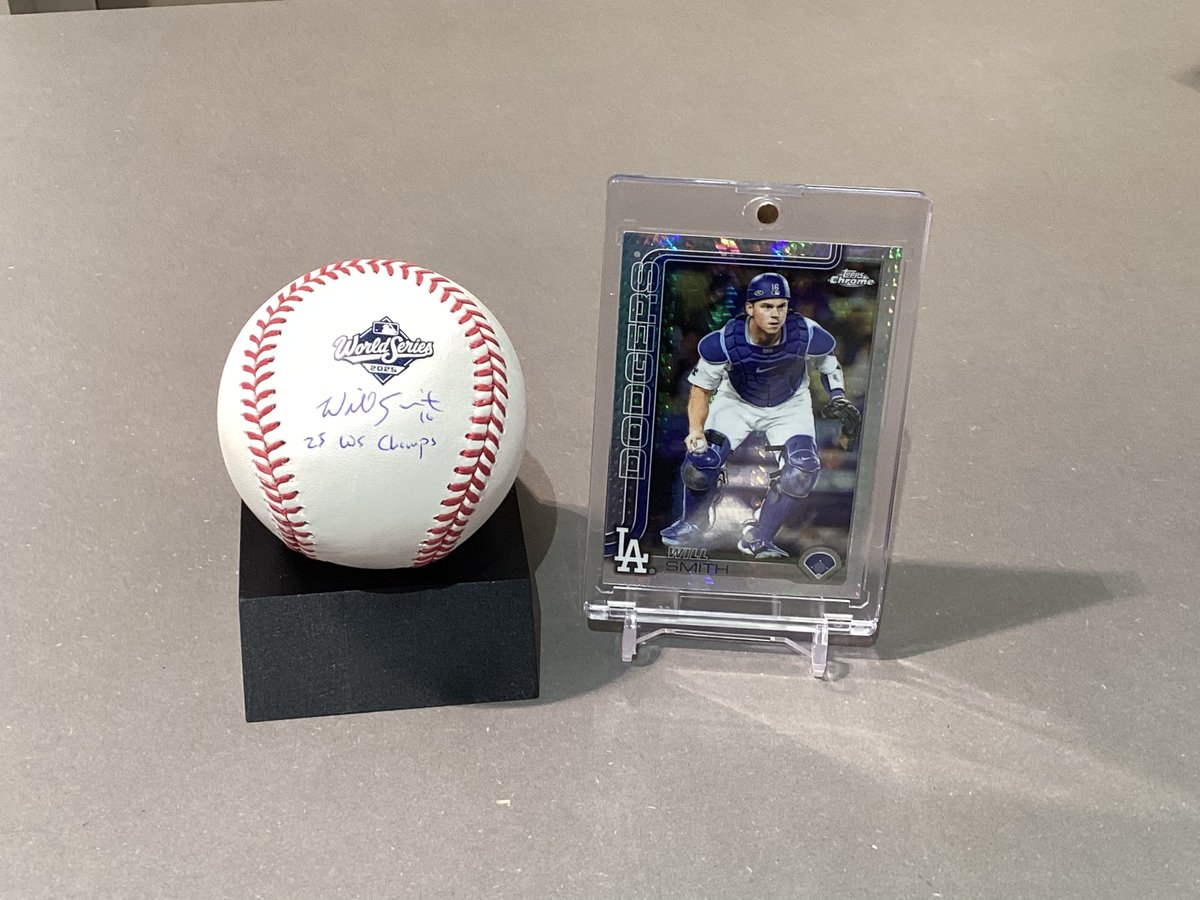 Will Smith選手直筆サイン入りボール販売中です⚾️ 2025年の #WS 制覇