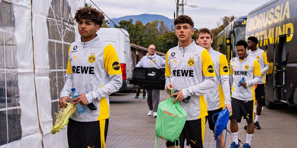Luca #Reggiani, Mathis #Albert und Samuele #Inacio wurden ins Training der Profis integriert.

🗞️ <a href="/RNBVB/">Ruhr Nachrichten BVB</a> 

#BVB