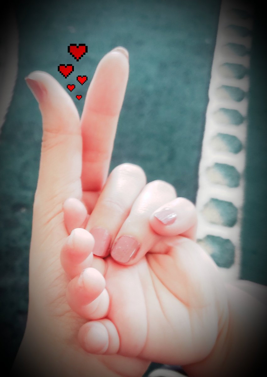 ･｡
   *･｡
                                                         *.｡
           ｡    
              °*. ﾟ｡        
" يبدو ان أحدهم استيقظ قبل النور، 
          وافقد_ نومي_ بريقه     ..! ❤
. 
. 
.