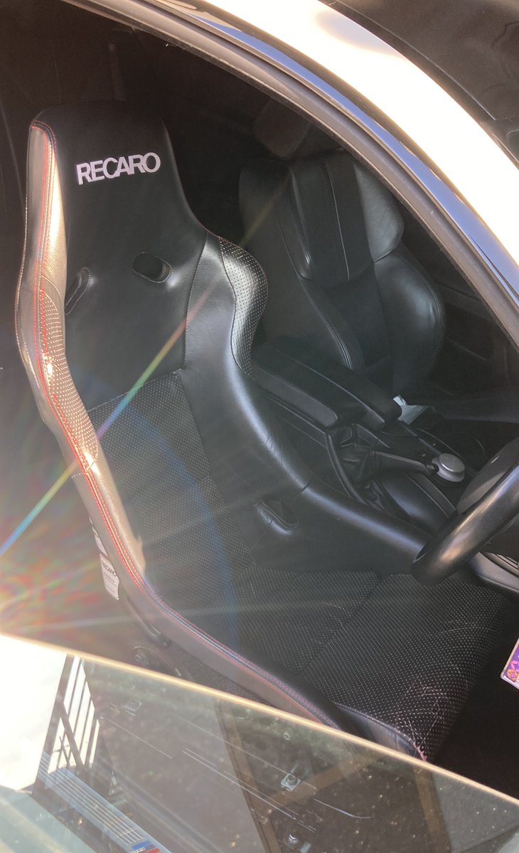 長距離乗るからマジでイス重要🪑