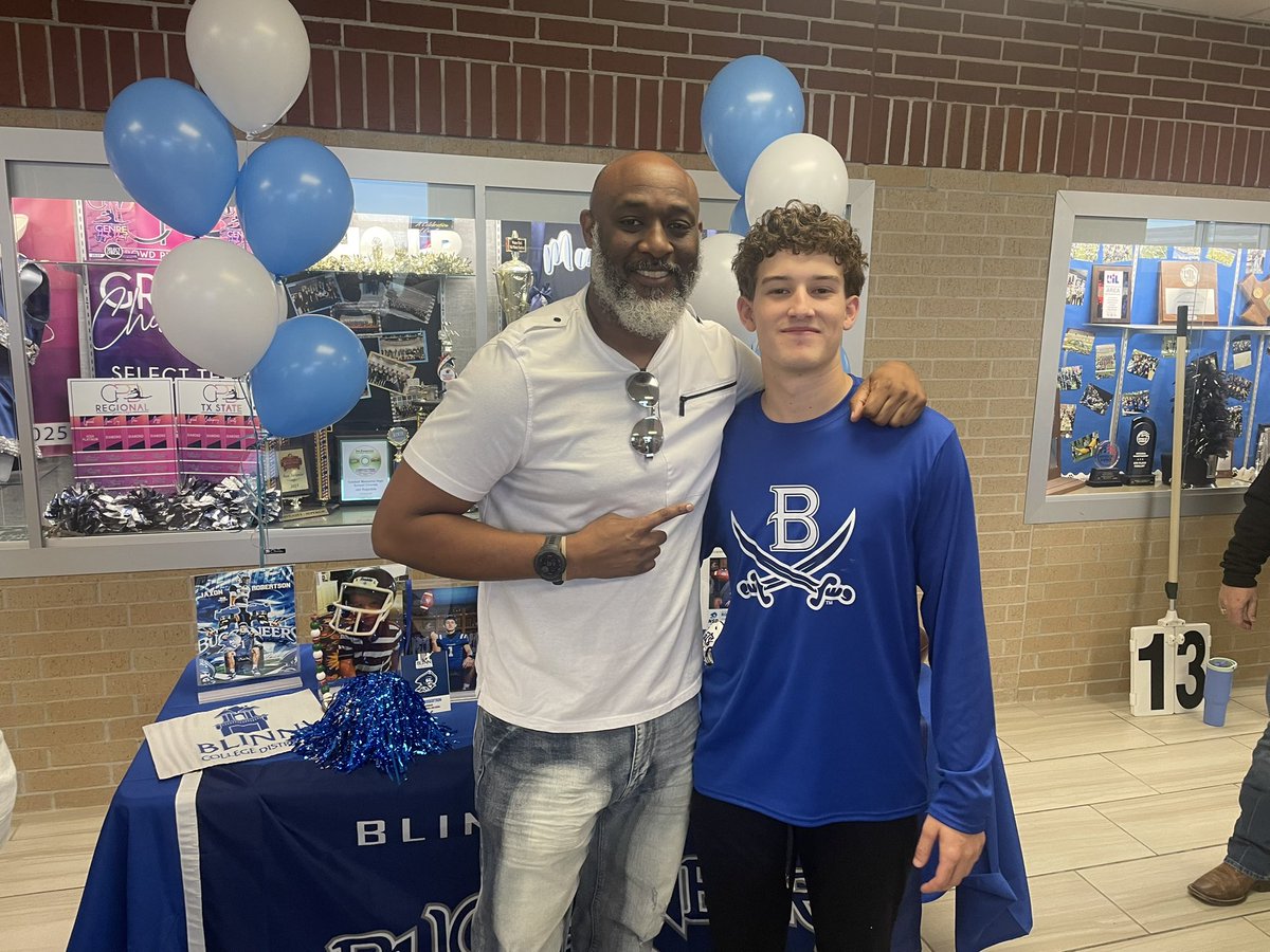 Michael Robinson tweet media