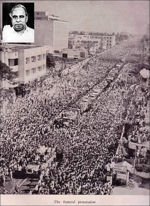 Doctor : உங்கள் நாட்கள் எண்ணப்படுகிறது!

அண்ணா : திருத்தம்.. இனிமேல் தான் தொடங்கப் போகிறது ❤️

அண்ணா வாழ்கிறார் ! அண்ணாவே ஆள்கிறார் ! ❤️

57th Death Anniversary of பேரறிஞர் CNA