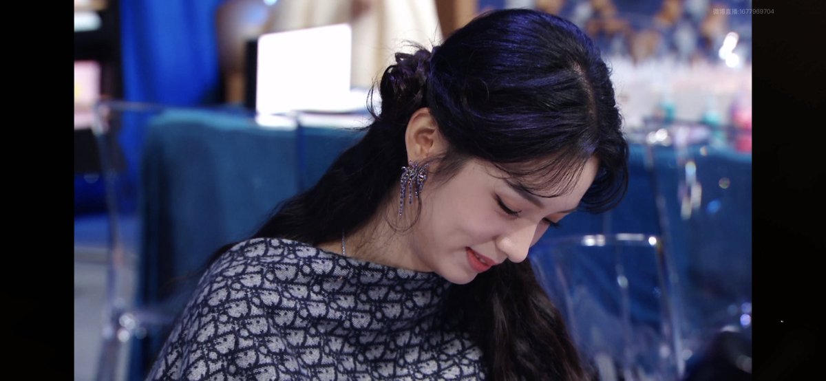 Simply Zhou Ye 周也 tweet media