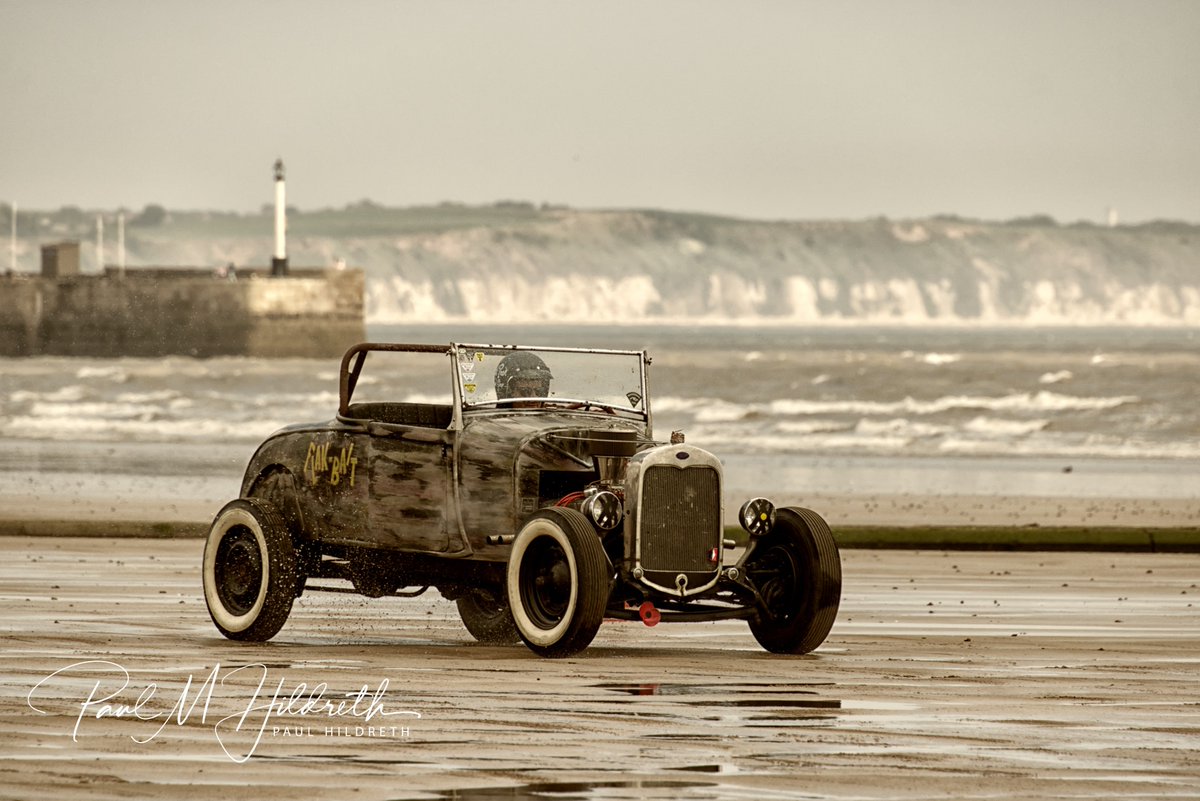 pmhimages's tweet image. Flak Bait in action

Watermark-free, hi-res downloads, prints, gifts &amp;amp; wall art available in the #RaceTheWaves gallery on pmhimages.com. Does your car feature?

#Ford #ModelA #rtw #rtw2025 #beachrace #motorsport #car #cars #carenthusiast #petrolheads #classiccar