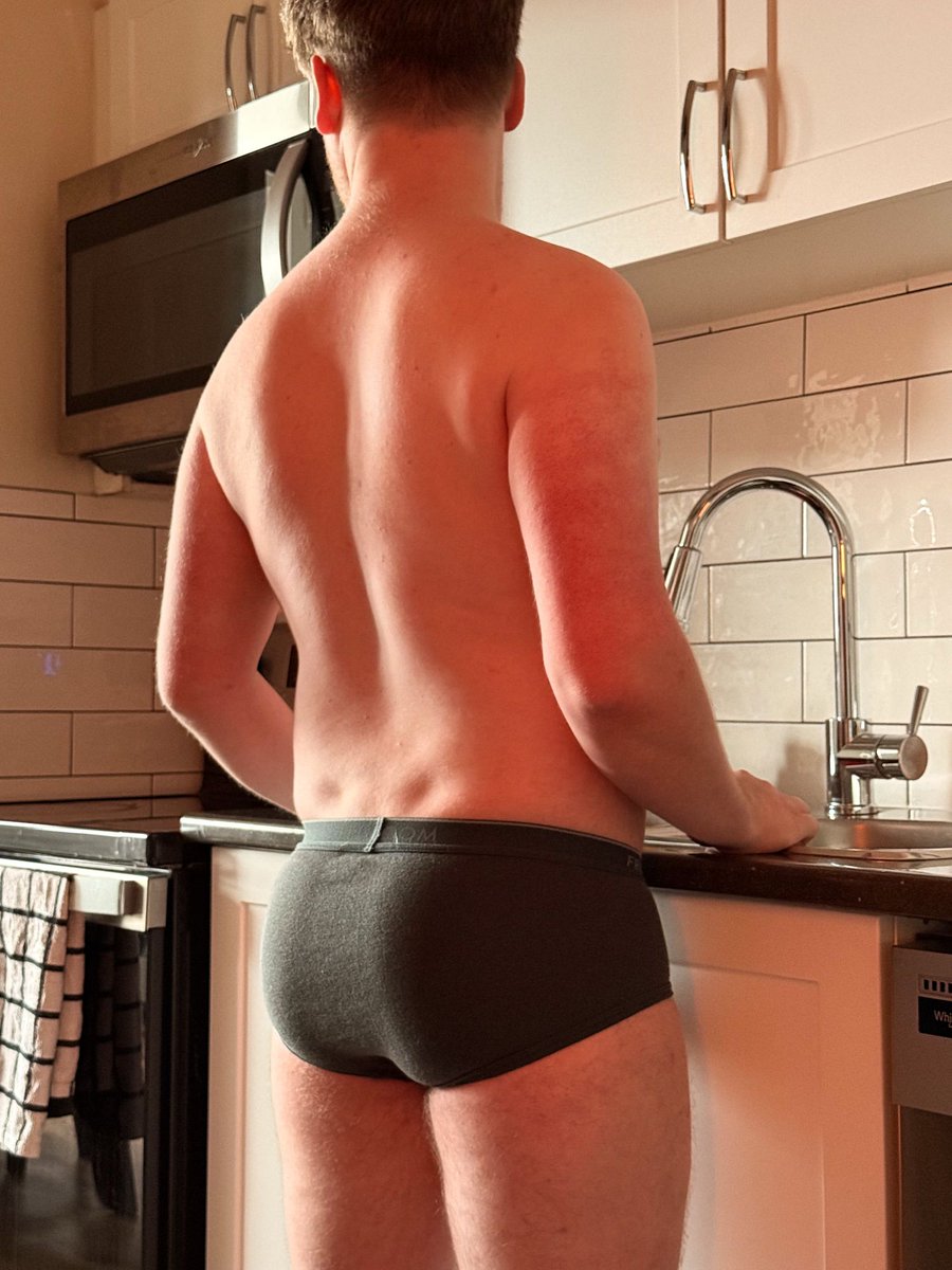 Ethan Matthews nsfw 🍁🇨🇦🤤 tweet media
