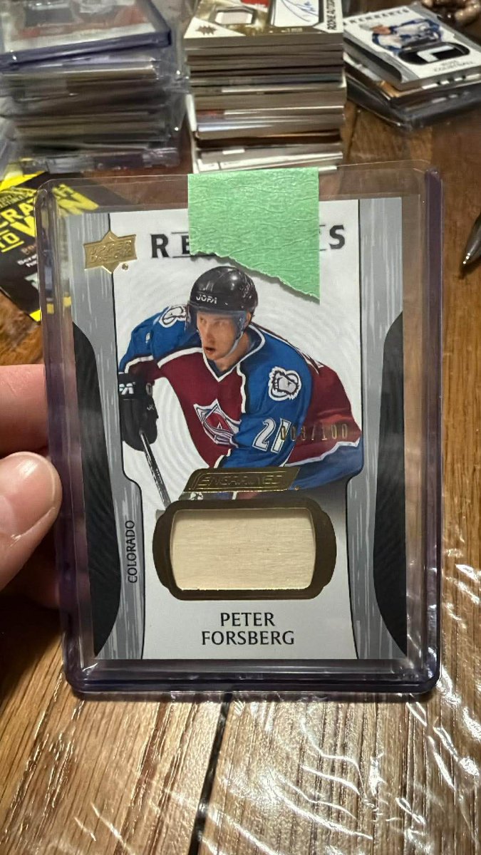 Redheat15's tweet image. How about a giveaway? Haven’t done one for awhile! You know the drill! Like, share and comment for a chance to win! Winner announced February 6! Who wants some Foppa??