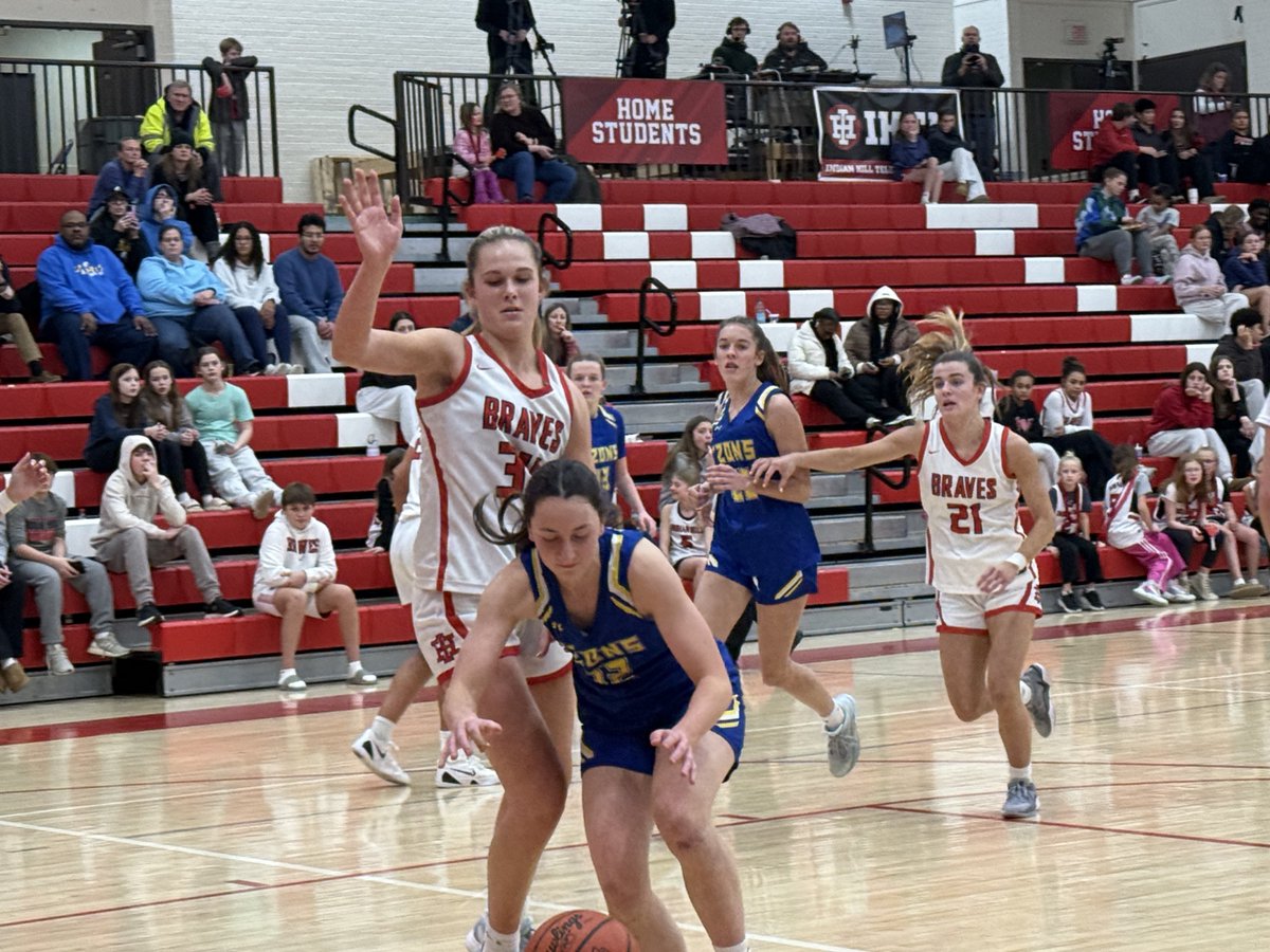 KenjiMatsudo's tweet image. Zons win! Zons win! Zons win! over IH with great defense, rebounding, and ball movement on offense!  #TeamEffort Go Madeira!