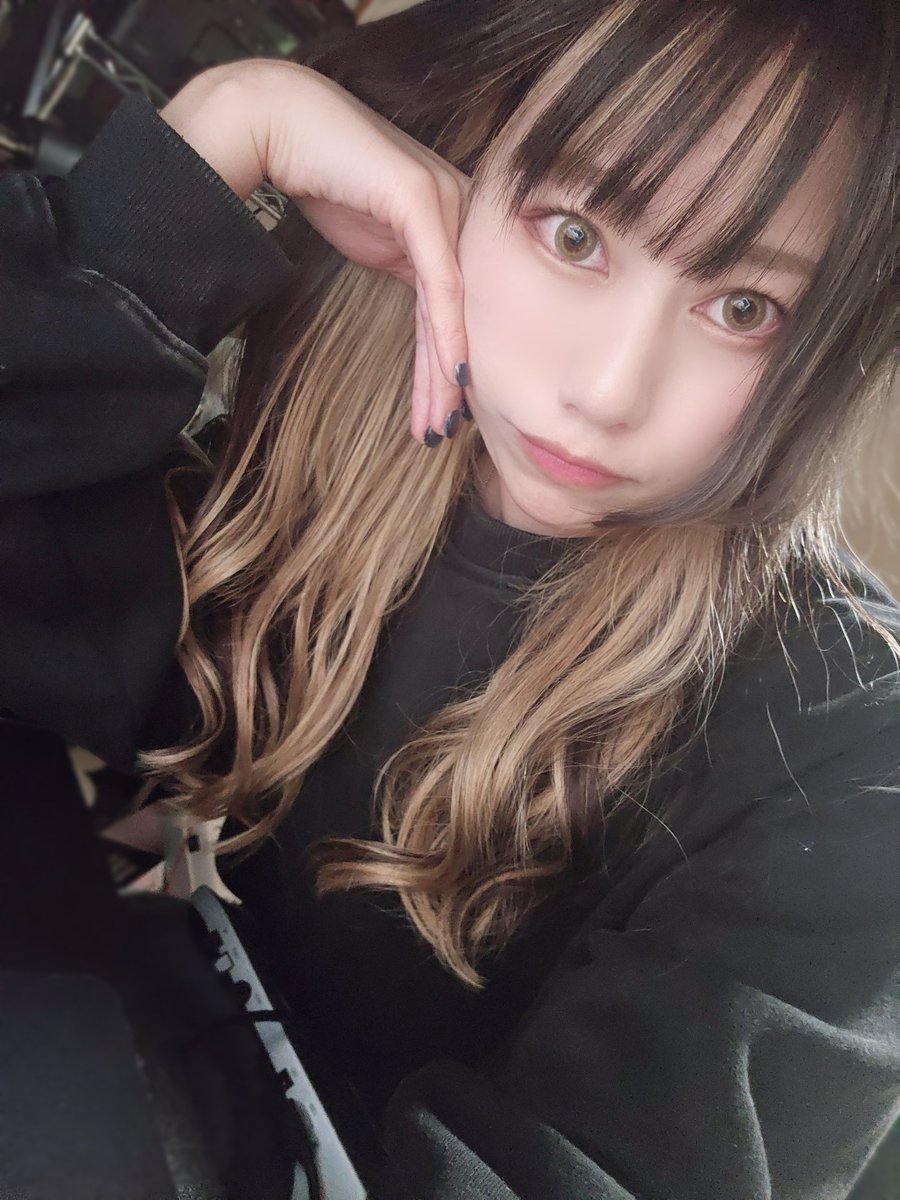 あかね@ロックシンガー (@aknx1x2x7x) / Posts / X