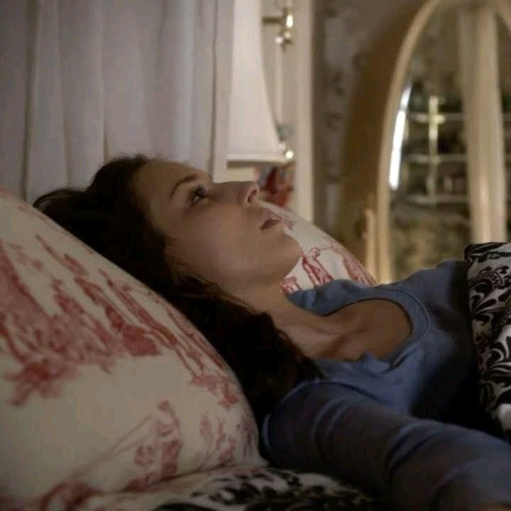 wtffrio's tweet image. the pressure of life is so real.