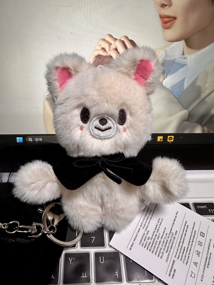 아진짜빵터졋어 어뜨켘ㅋㅋㅋㅋㅋㅋ
어딘가잘못됐는데 너뉘기야