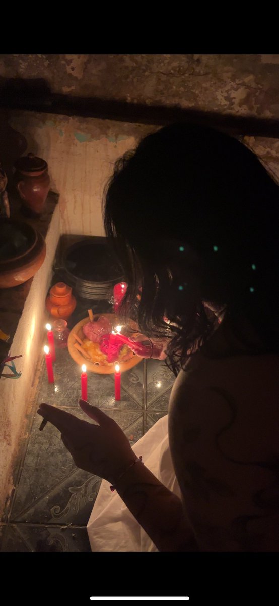 marexzinhx's tweet photo. fazendo desse perfil um fã clube pra ela pois não canso de ser grata a minha mãezinha.
que mulambo me guarde e tome conta. https://t.co/TjjitEylXX