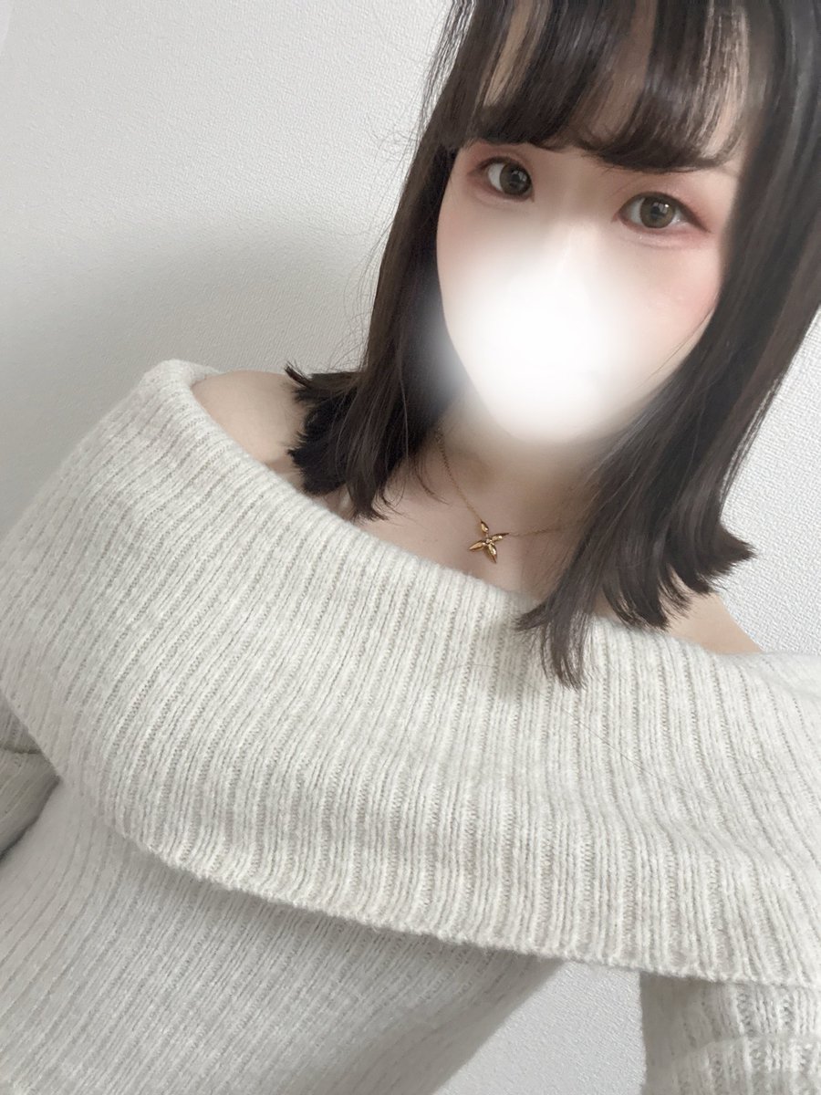 なほ tweet media