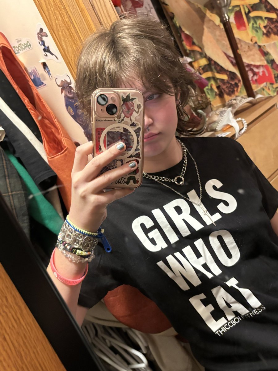 taliaryder's tweet image. Nothing better than an #Edible... 🍃 Except maybe #Femmes 😄 #Yep #ImButch 🌈