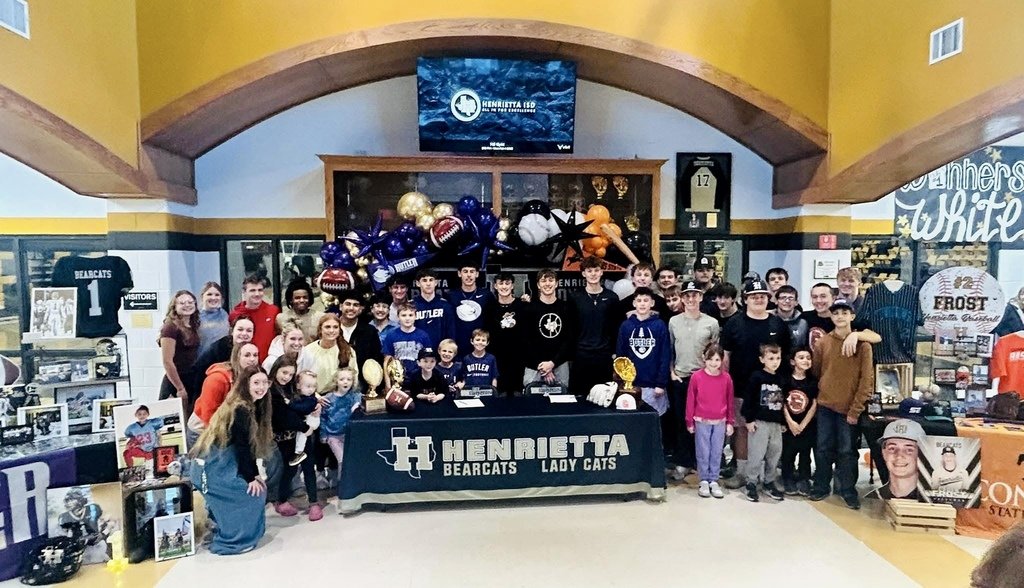 940bearcats tweet media