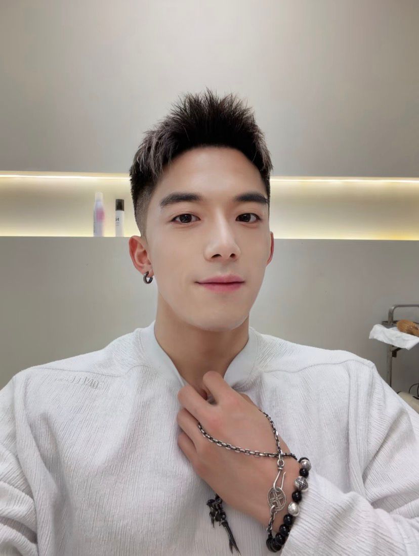 だいすけ tweet media