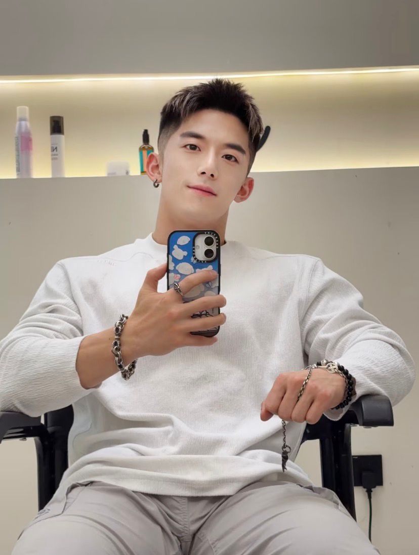 だいすけ tweet media