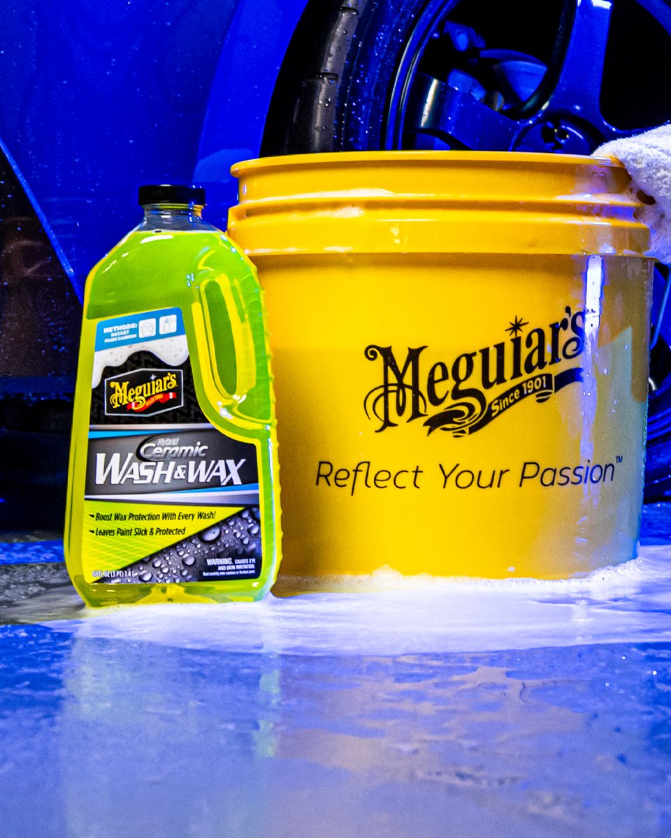 Meguiars's tweet image. What's your favorite Meguiar's car wash in a foam cannon?
Hybrid Ceramic Wash &amp;amp; Wax gently cleans, leaves paint slick, contains water beading protection, and can be used in a bucket or a foam cannon!

#meguiars #carwash