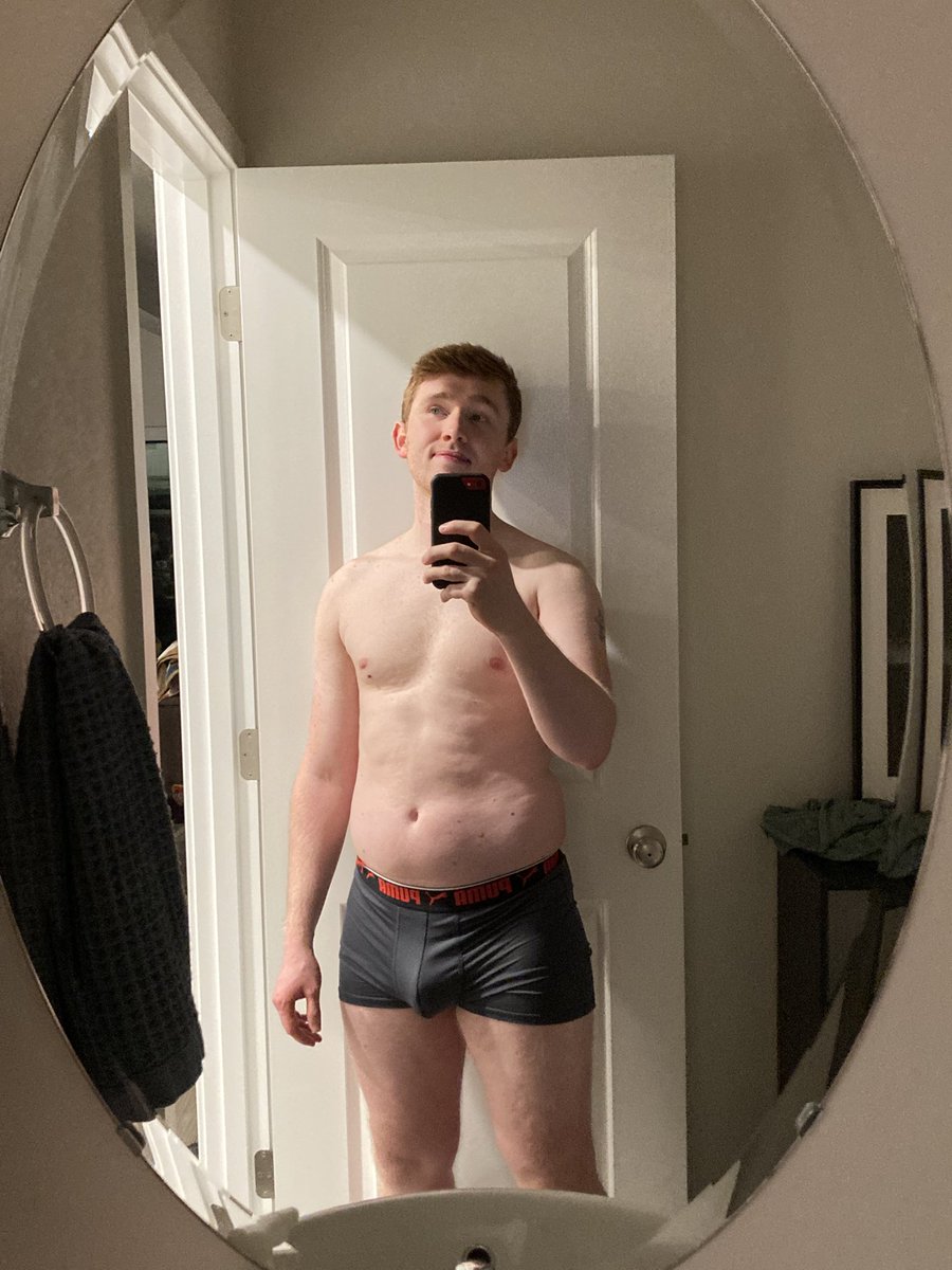 greenbnwater's tweet photo. Plan to photo dump the fitness journey highlights, since June last year (2025), daily. 

To start us off, here’s June 24th (left) and Jan. 26 (right) https://t.co/nITEFpvdRQ