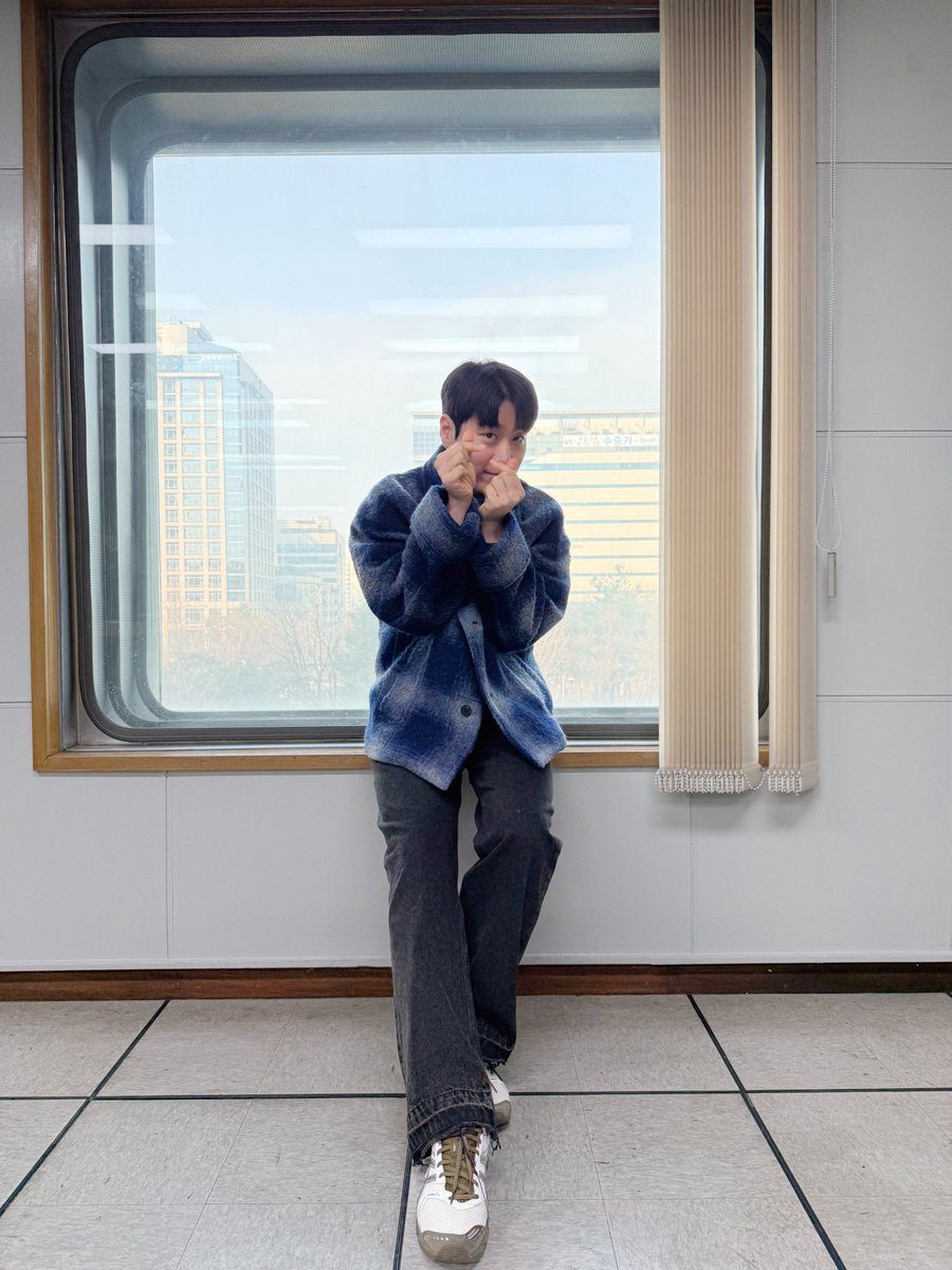 CBS <아름다운 당신에게>
스페셜 DJ 김지훈🦦

2월 5일 목요일🩵✨

#Libelante #리베란테
#김지훈 #KimJiHoon