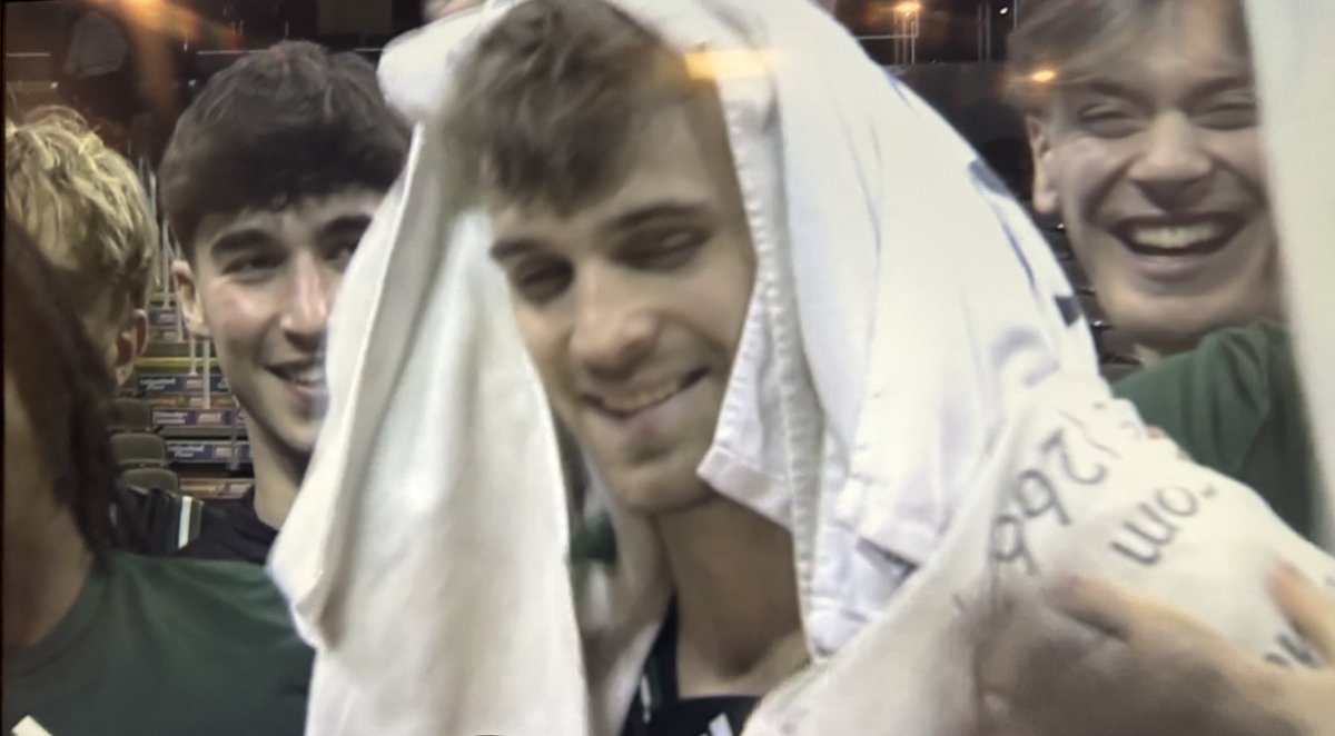 Kyle Malzhan tweet media