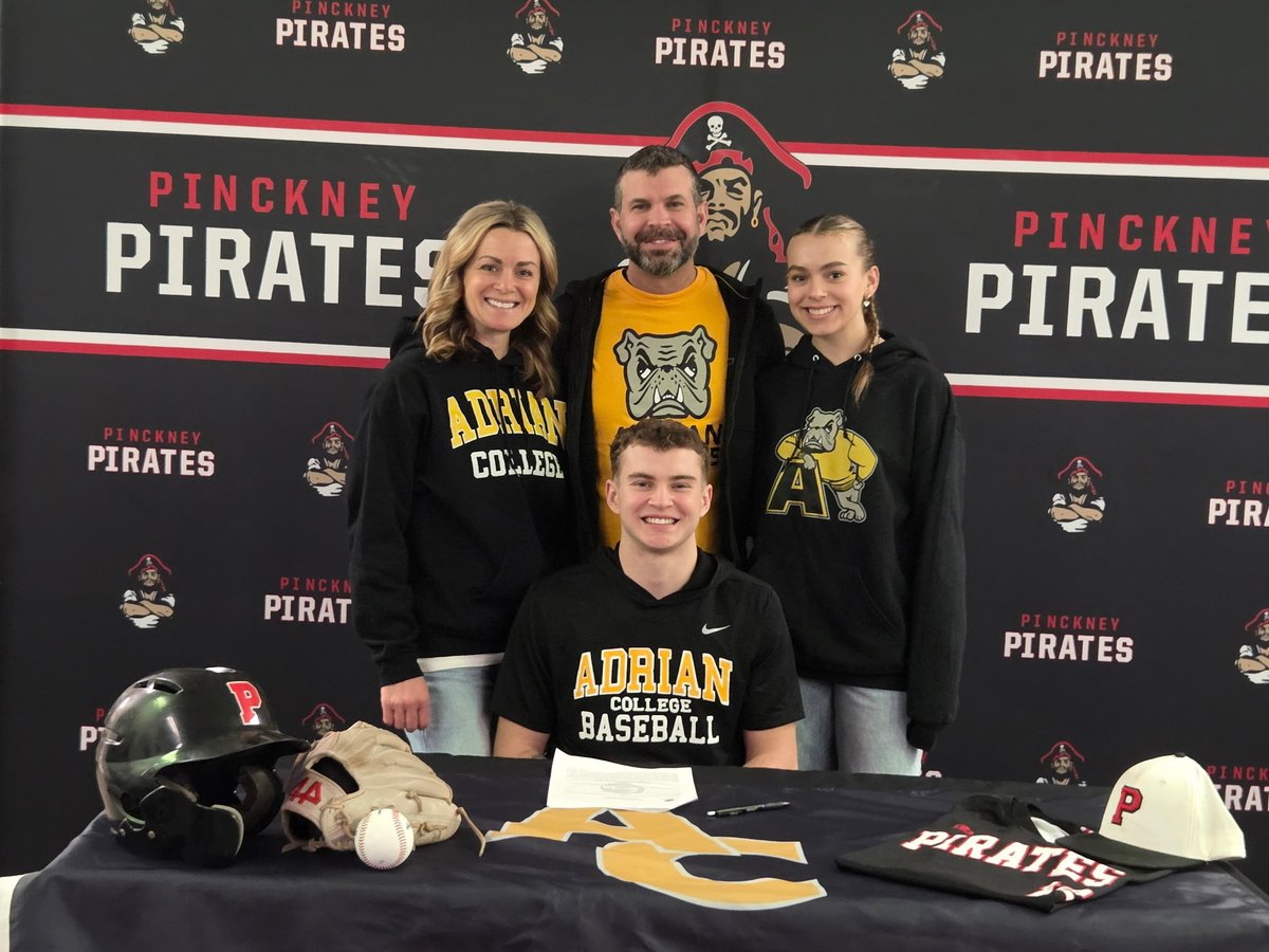 Pinckney Baseball tweet media